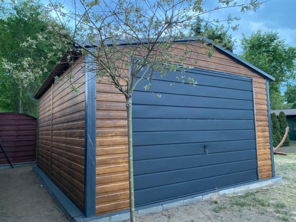 🏠 Plechová garáž 4×5 m – sedlová strecha | Zlatý dub + Antracit 4