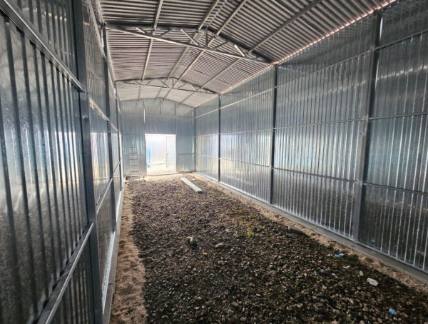 🔶 Montovaná plechová hala 3,7 × 10 m – praktické riešenie pre každého 2