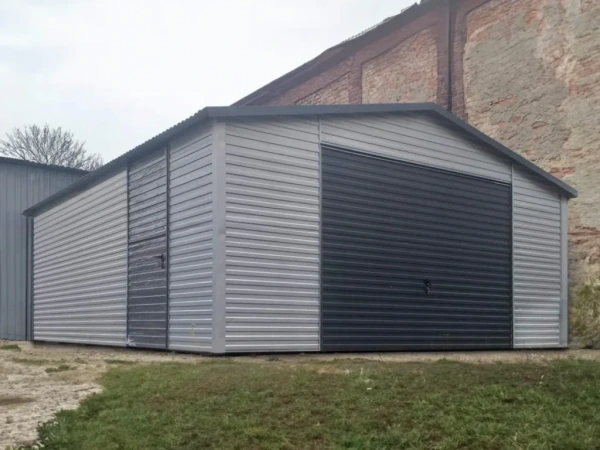 Plechová garáž 5×6 m – sedlová strecha, zosilnená konštrukcia 1